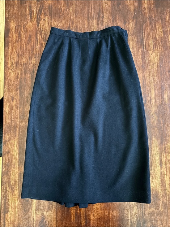 Vintage Dresses & Skirts - Vintage Wool Pencil Skirt Black Midi Small